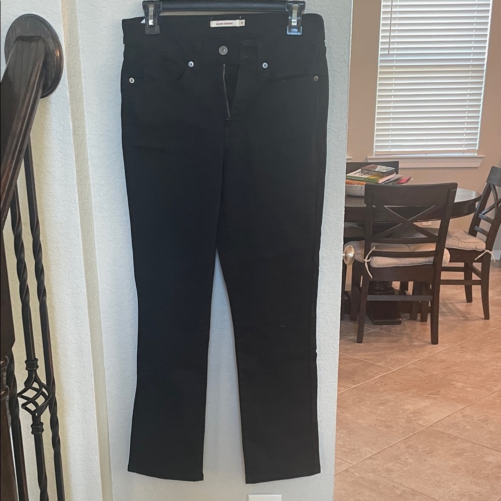 Levi's Women's Straight Leg Black Jeans